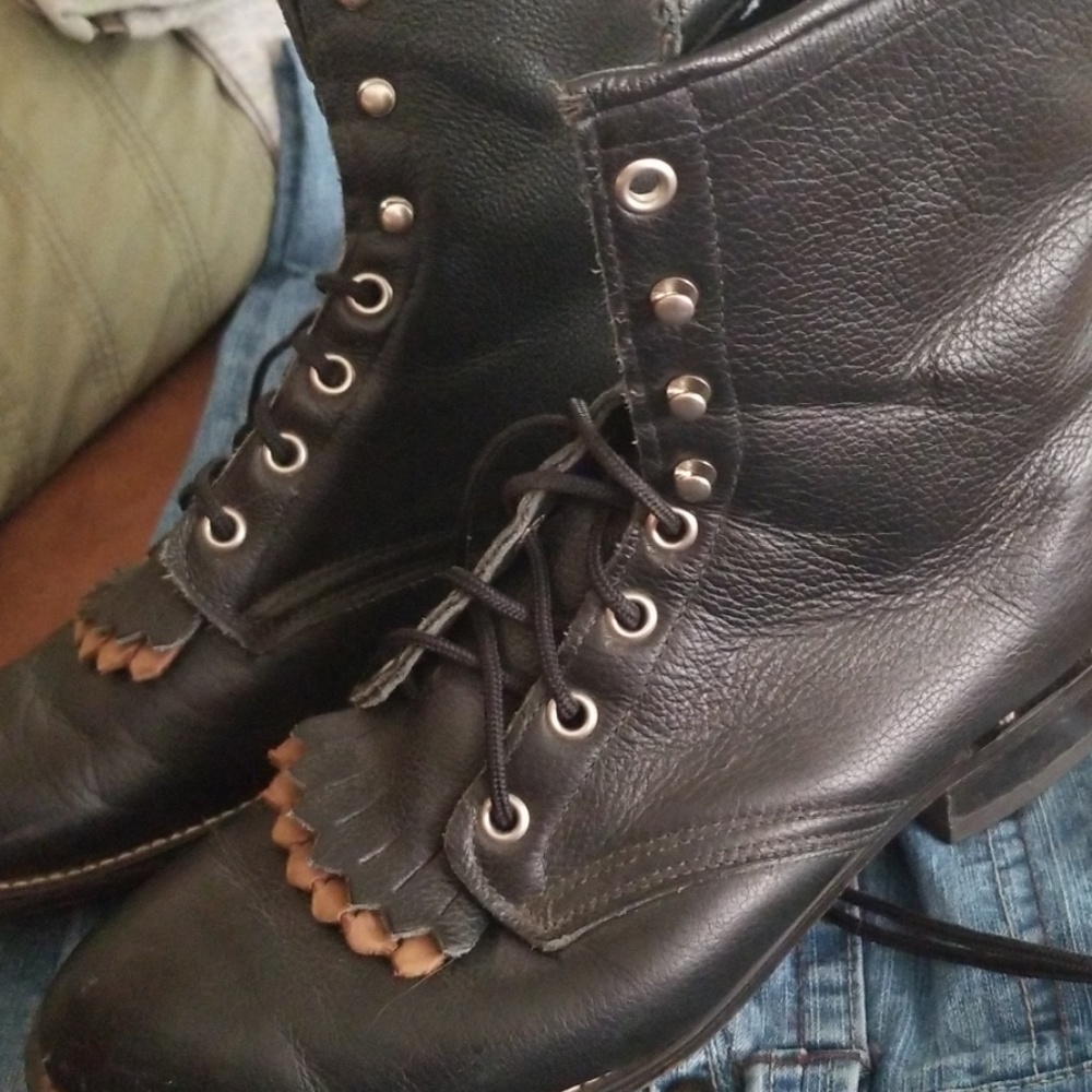 LAREDO boots with removable keltie